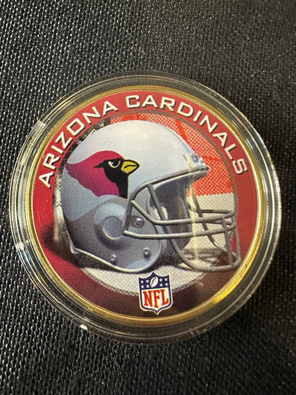 Arizona Cardinals Old School Helmet Collectible Coin Retro Football Design